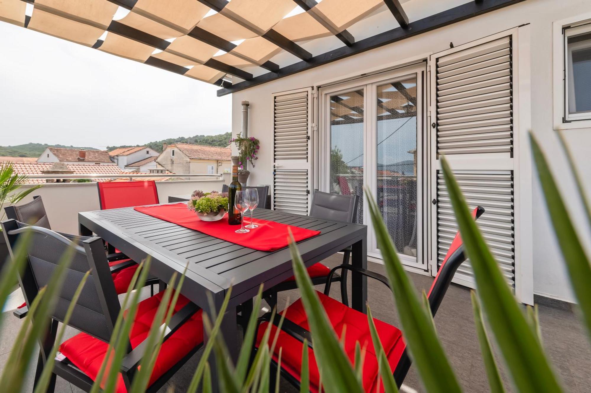 Apartment Marinsko Veli Iz Exterior photo